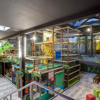 Parc de loisirs Benodet - la grande aire de jeux dédiés à toute la famille