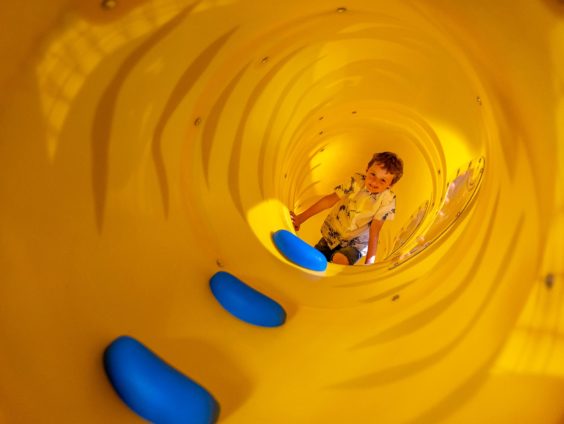 Parc de loisirs Benodet - le labyrinthe géant des montagnes de l\'île au trésor